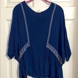 Cute boutique patterned shirt